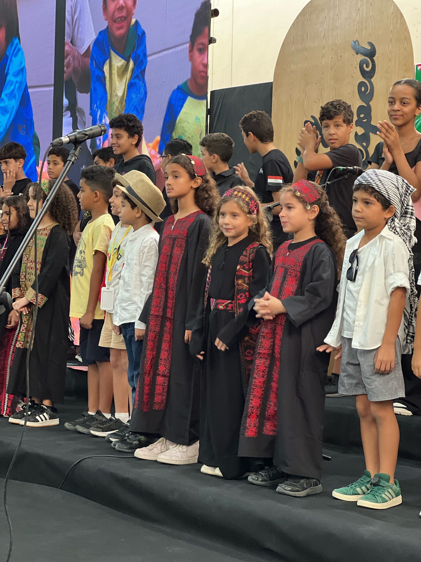 570551231_18289080961287272_3179988712450928402_n